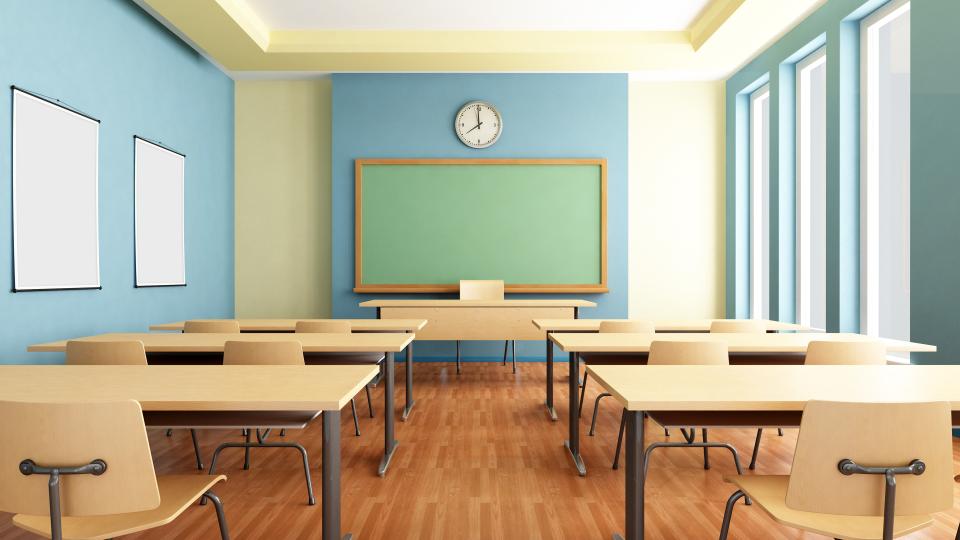 Foto zeigt leeres Klassenzimmer
