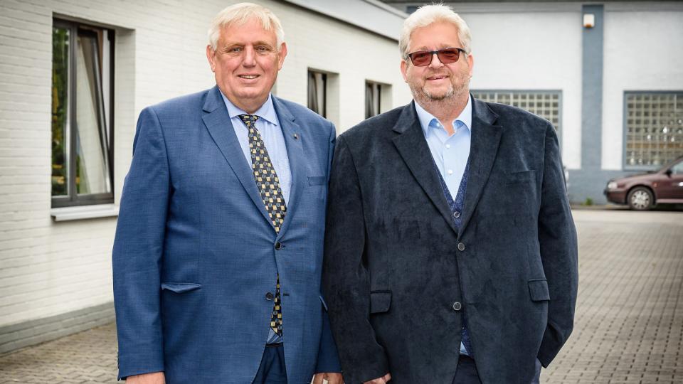 Minister Karl-Josef Laumann (links) und Dipl.- Ing. Jörg Berkowitz, geschäftsführender Gesellschafter der Kurt Berkowitz GmbH