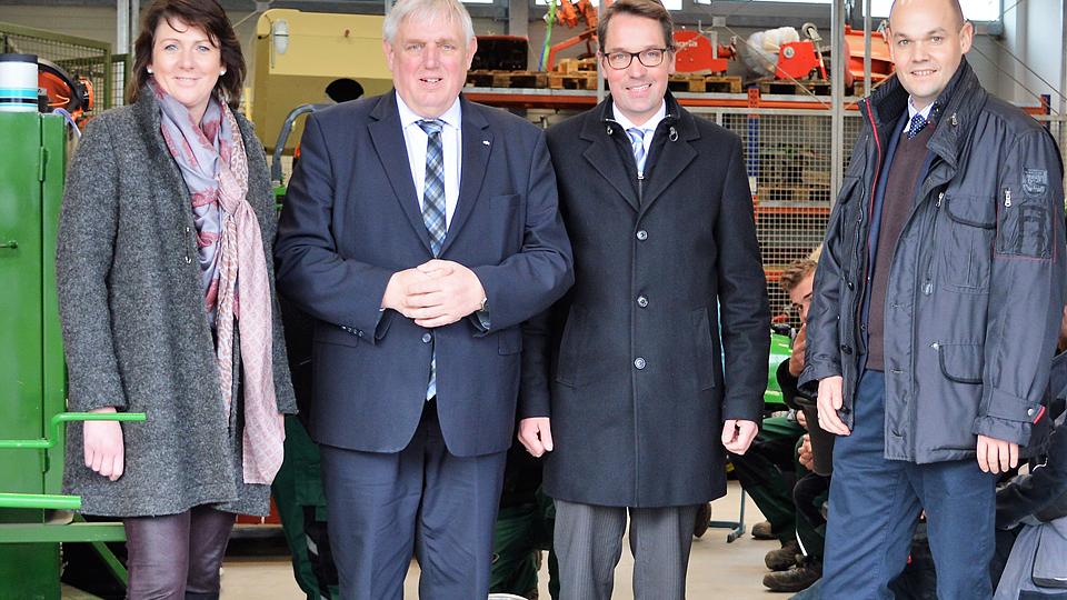 Foto: Minister Laumann besucht DEULA Westfalen-Lippe