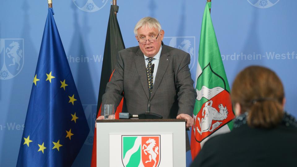 Gesundheitsminister Karl-Josef Laumann informiert zur aktuellen Lage, dem Infektionsgeschehen im Kreis Coesfeld und Maßnahmen der Landesregierung.